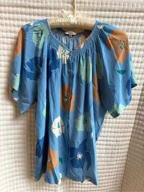 Tucker Blue Floral Button-Front Tunic with Puff Sleeves